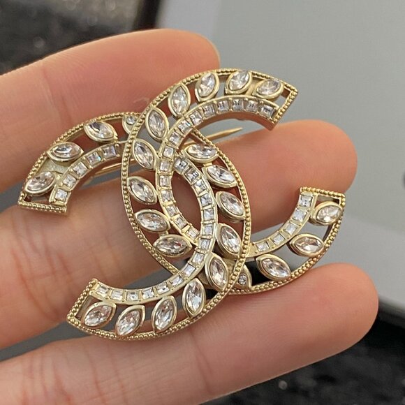 Chanel Gold and Diamonds Brooch - Picture 4 of 8